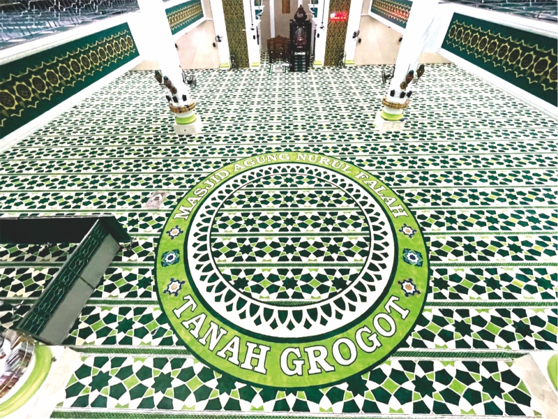 karpet masjid custom